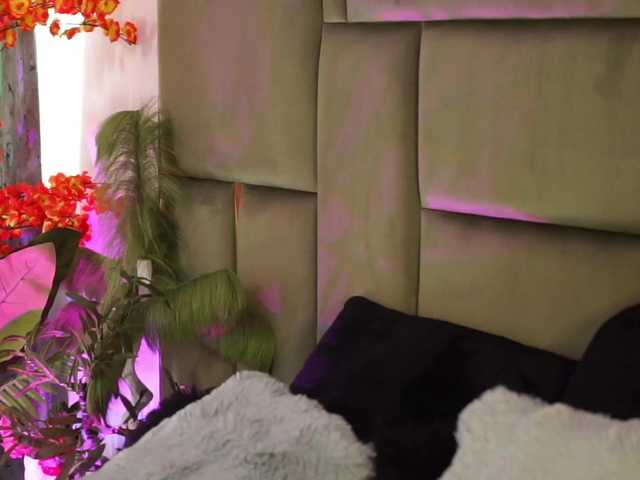 BlairLevine live cam on BongaCams