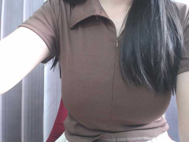 SalaChan live webcam show