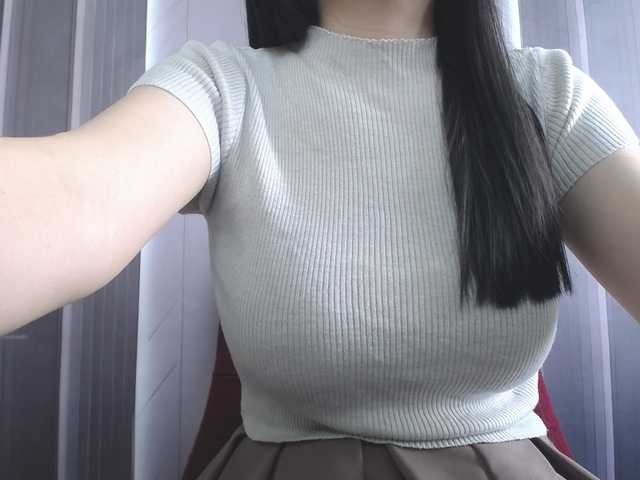 SalaChan — live female cam