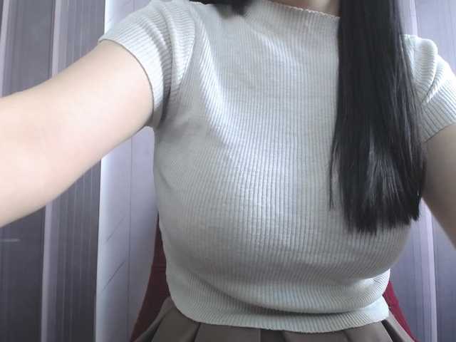 SalaChan — live female cam