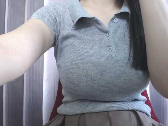 SalaChan — live female cam