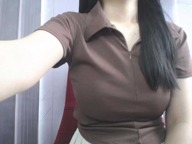 SalaChan live webcam show