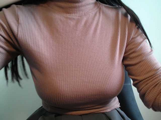 SalaChan's BongaCams show and profile