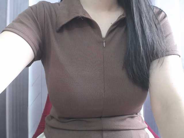 SalaChan live webcam show