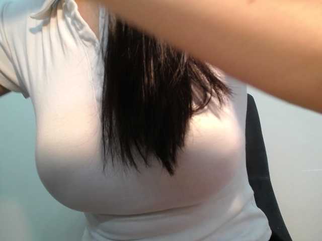 SalaChan's BongaCams show and profile