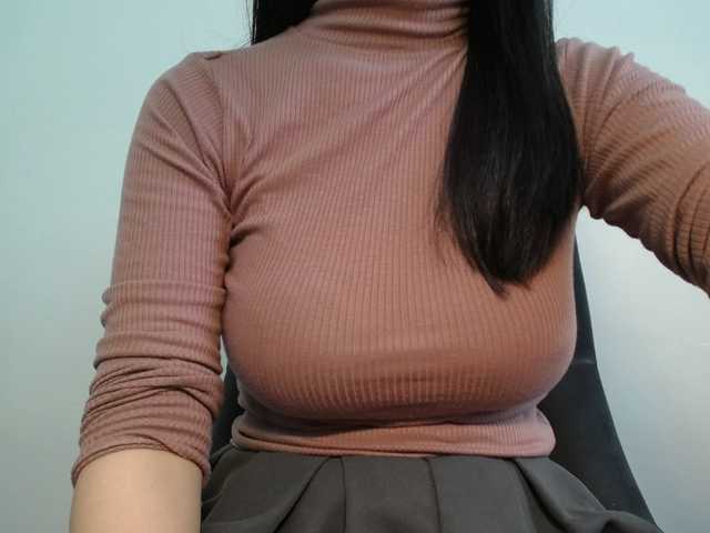 SalaChan's BongaCams show and profile