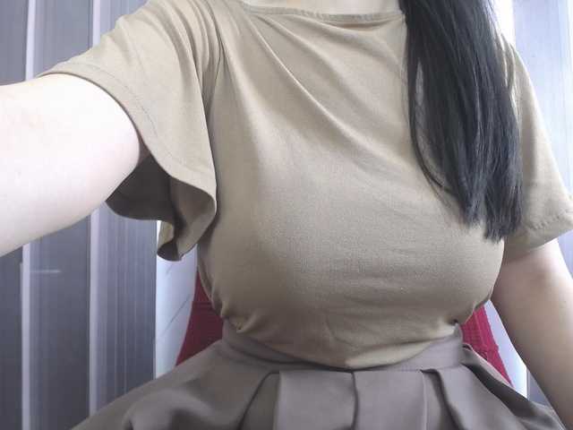 SalaChan — live female cam