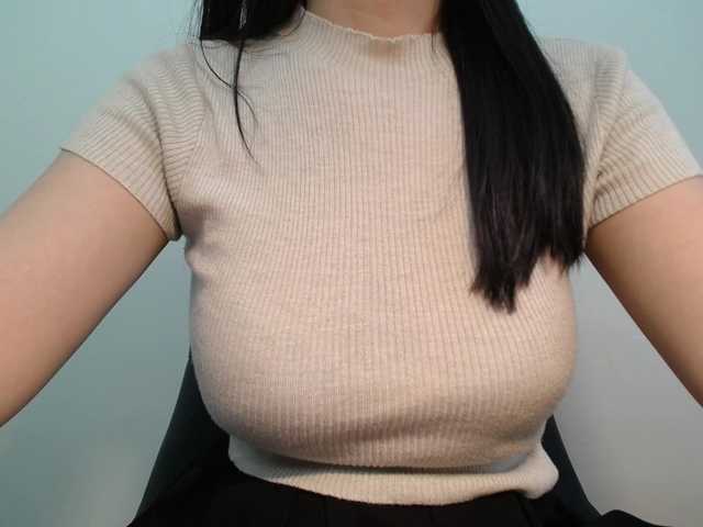 SalaChan's BongaCams show and profile