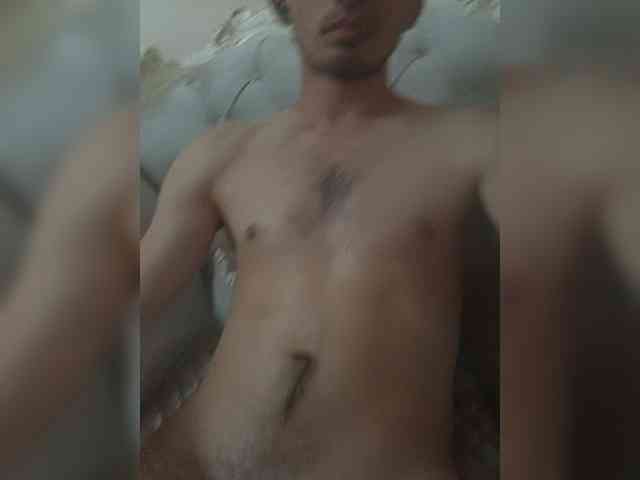 Aslanchik1 Live Webcam on BongaCams