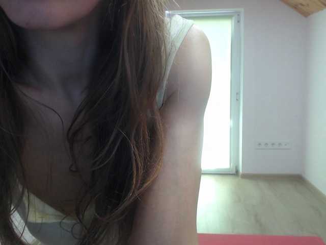 milusea live webcam show