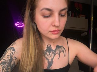 KrisVXN Porn Show