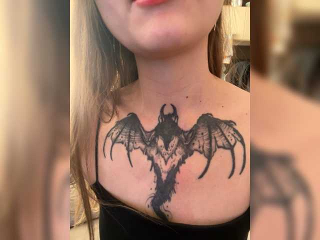 KrisVXN0's BongaCams show and profile