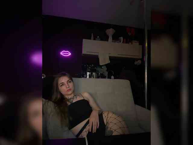 KrisVXN webcam