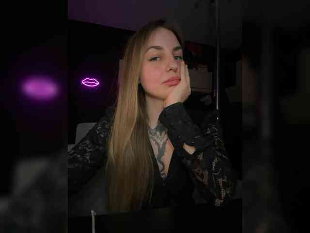 KrisVXN webcam