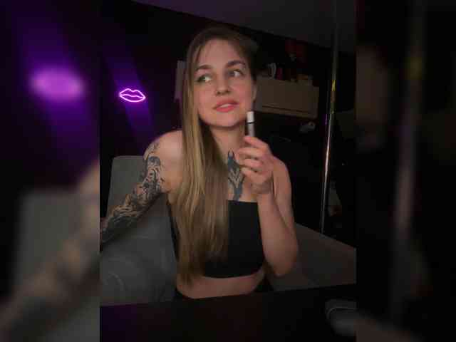 KrisVXN webcam