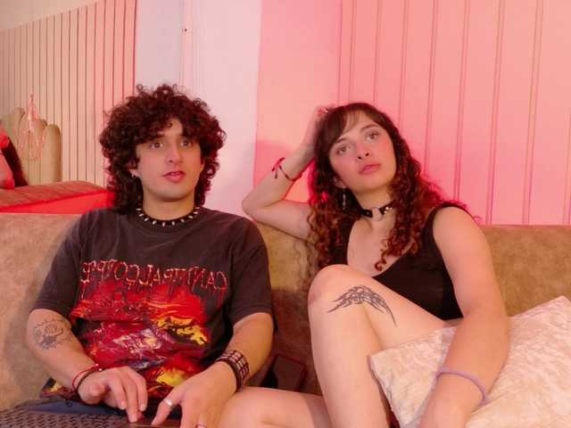 alesia-and-damian's BongaCams show and profile