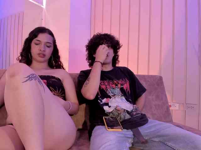 alesia-and-damian webcam