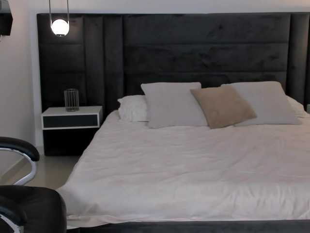 KayraLanne's BongaCams show and profile