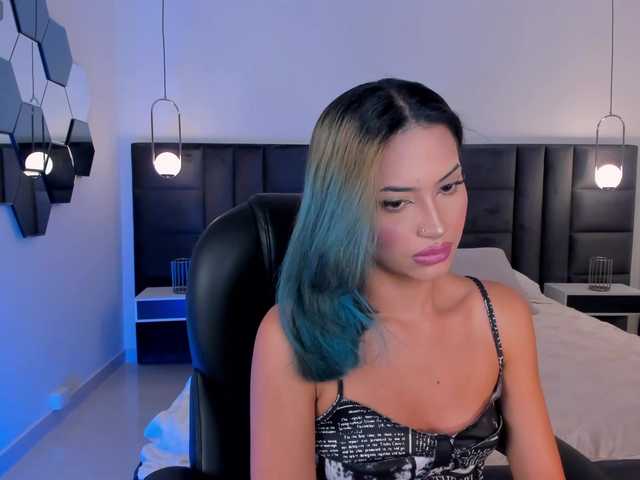 KayraLanne's BongaCams show and profile