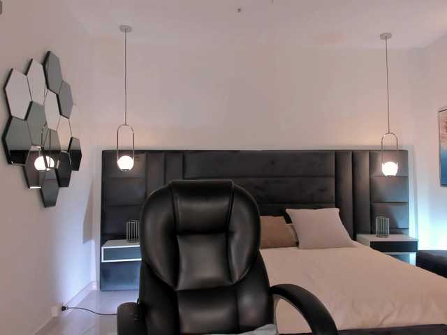 KayraLanne's BongaCams show and profile