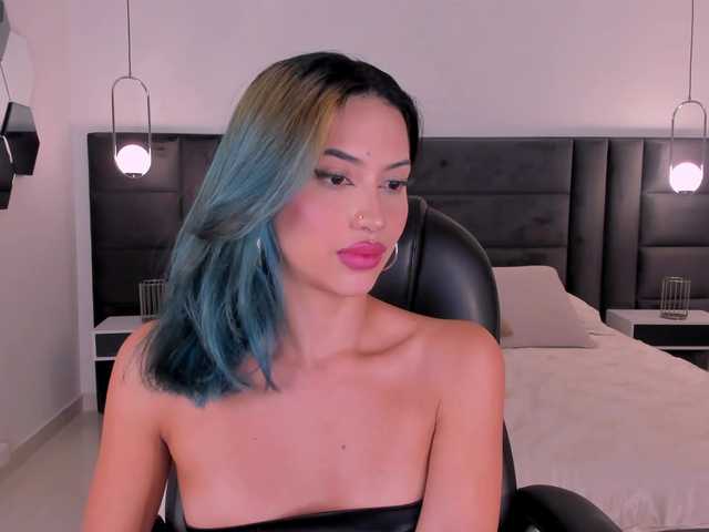 KayraLanne's BongaCams show and profile