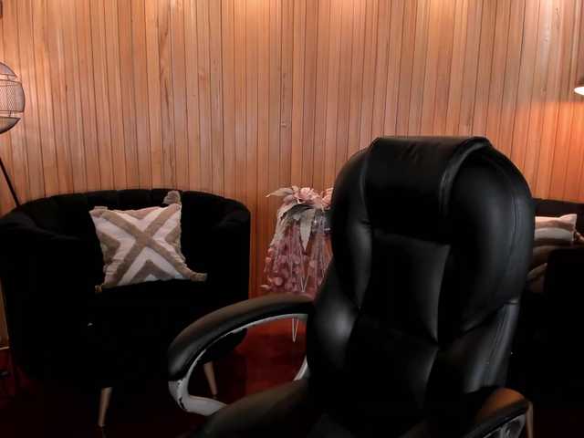 KayraLanne live cam on BongaCams