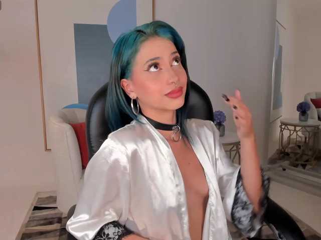 KayraLanne live cam on BongaCams