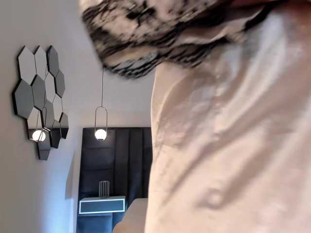 KayraLanne's BongaCams show and profile