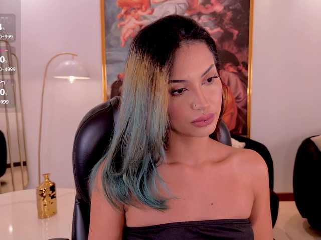 KayraLanne live cam on BongaCams