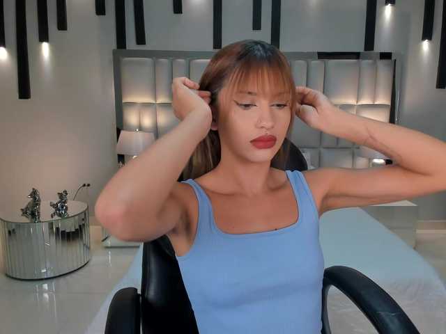 KayraLanne live cam on BongaCams
