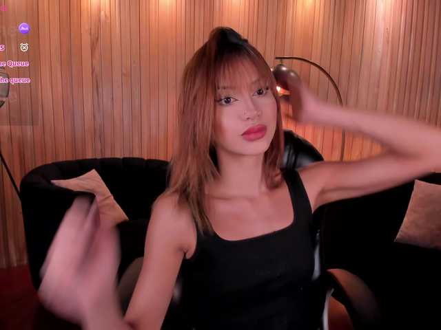 KayraLanne live cam on BongaCams
