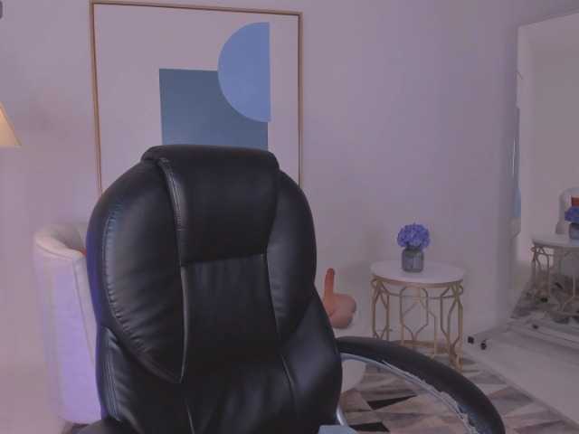 KayraLanne live cam on BongaCams