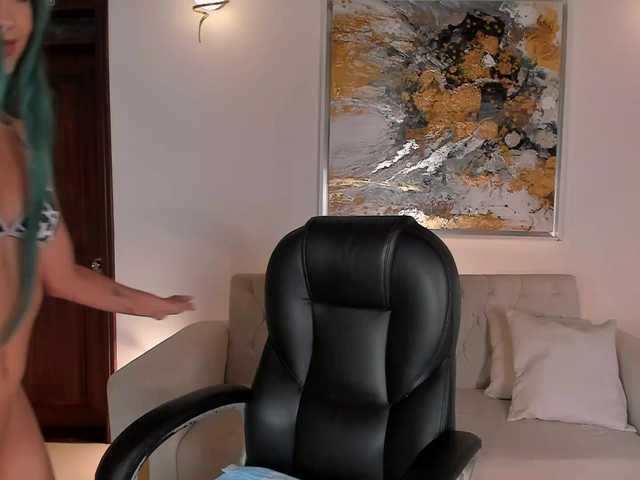 KayraLanne live cam on BongaCams