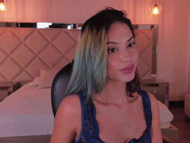 Modelo: KayraLanne