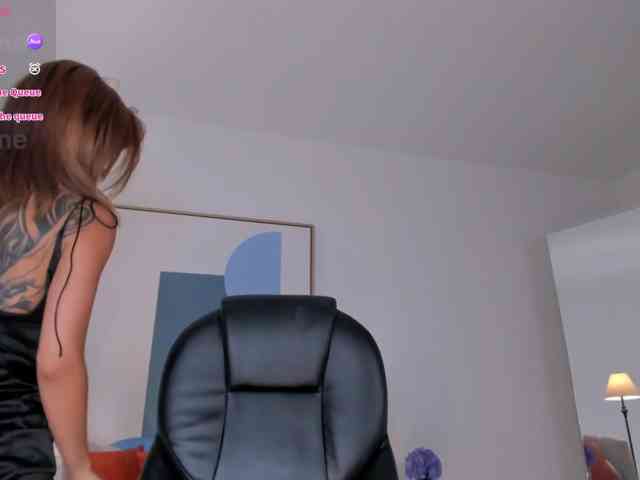 KayraLanne webcam