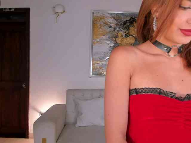 KayraLanne webcam