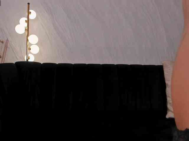 KayraLanne webcam