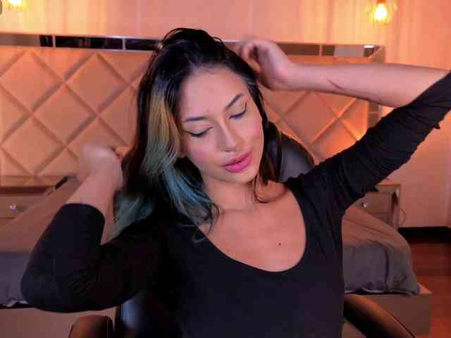 KayraLanne
