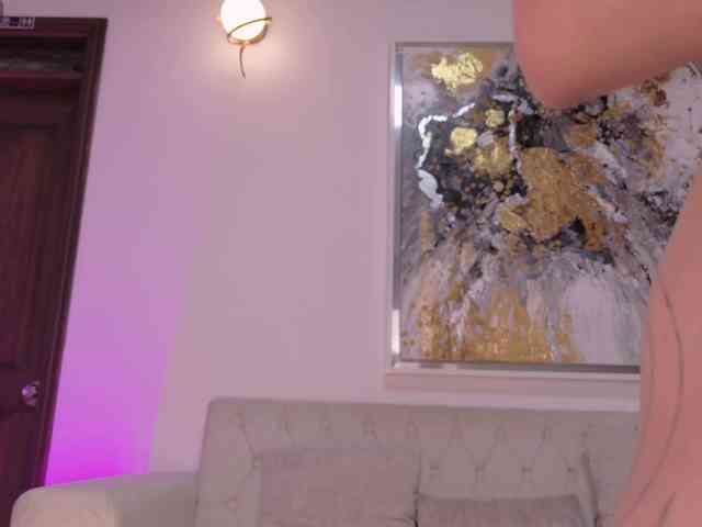 KayraLanne webcam