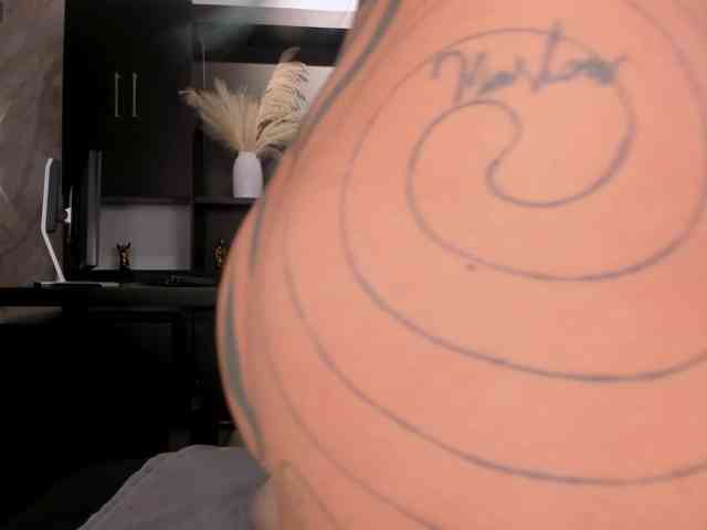 KayraLanne