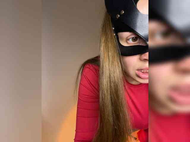 SweetFoxie_1 webcam