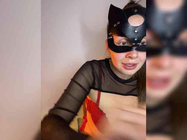 SweetFoxie_1 webcam