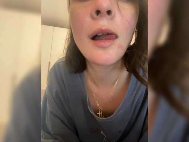 mananavaleeva live webcam show