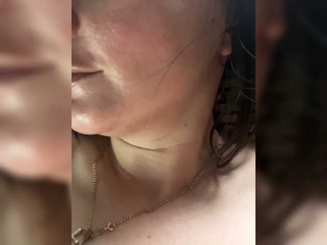 mananavaleeva live cam on BongaCams