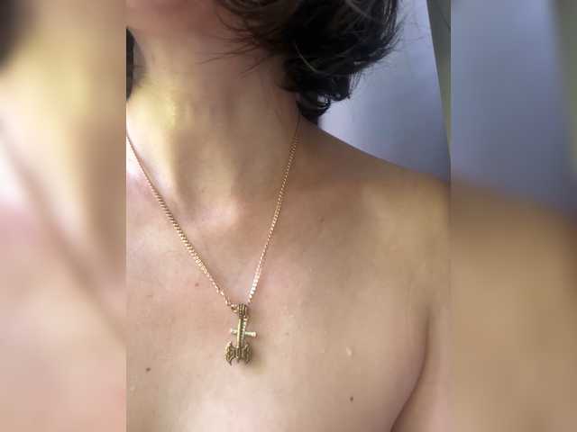 mananavaleeva live cam on BongaCams