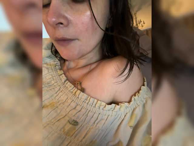 mananavaleeva live cam on BongaCams