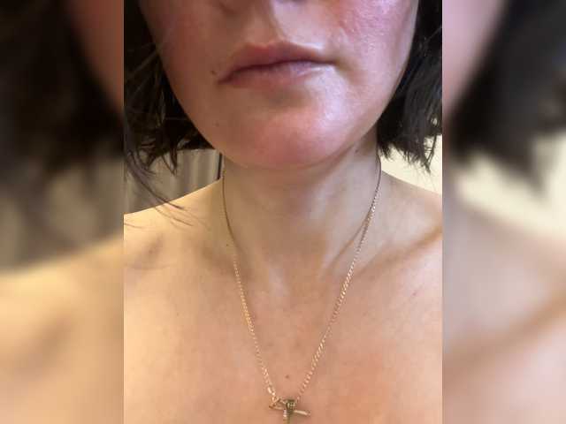 mananavaleeva's BongaCams show and profile