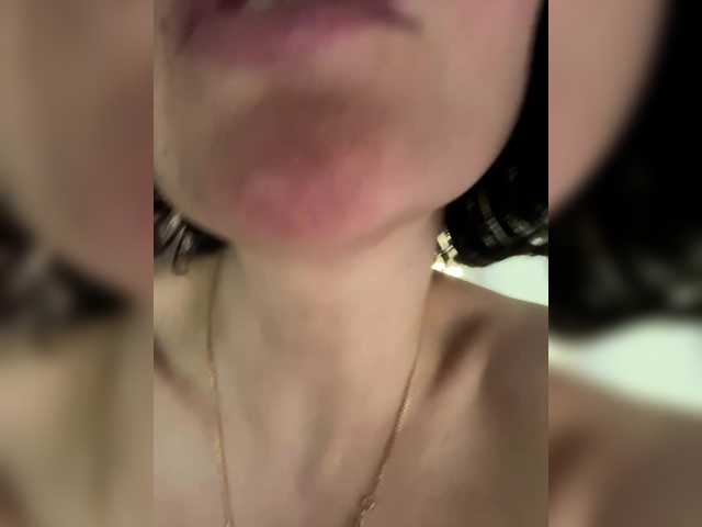 mananavaleeva live cam on BongaCams