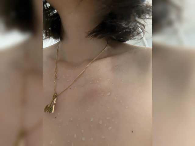 mananavaleeva live cam on BongaCams