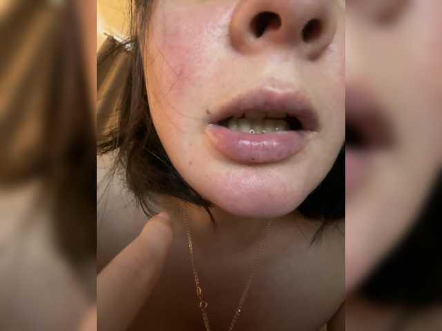 mananavaleeva live webcam show